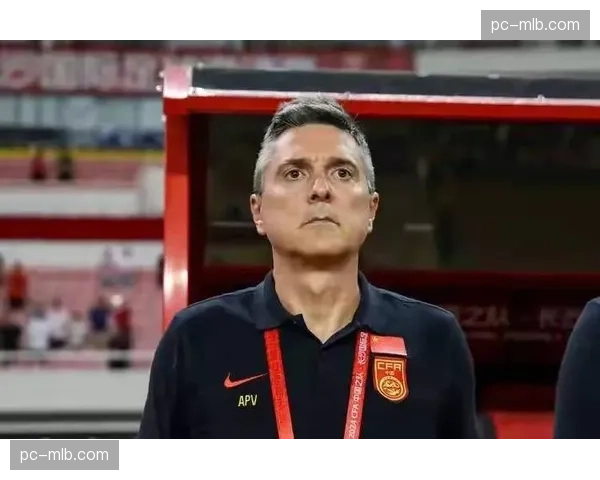 官方：美因茨主帅因战绩不佳下课，U23教练暂代职务